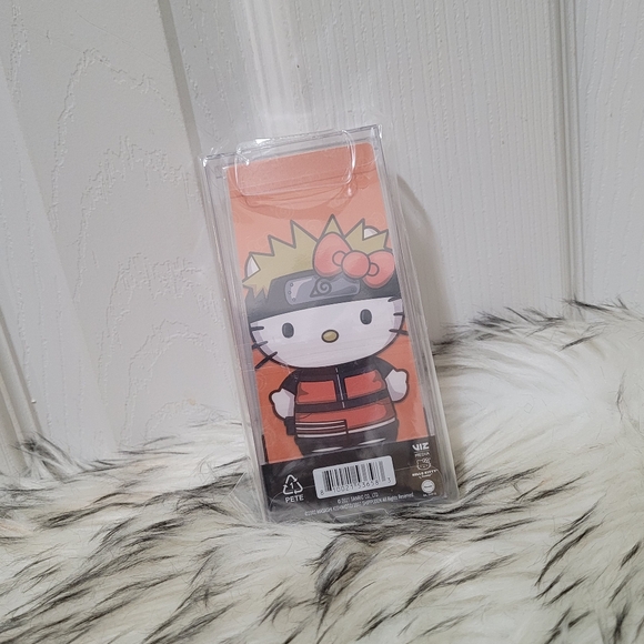Hello Kitty x Naruto Figpin - Picture 4 of 5
